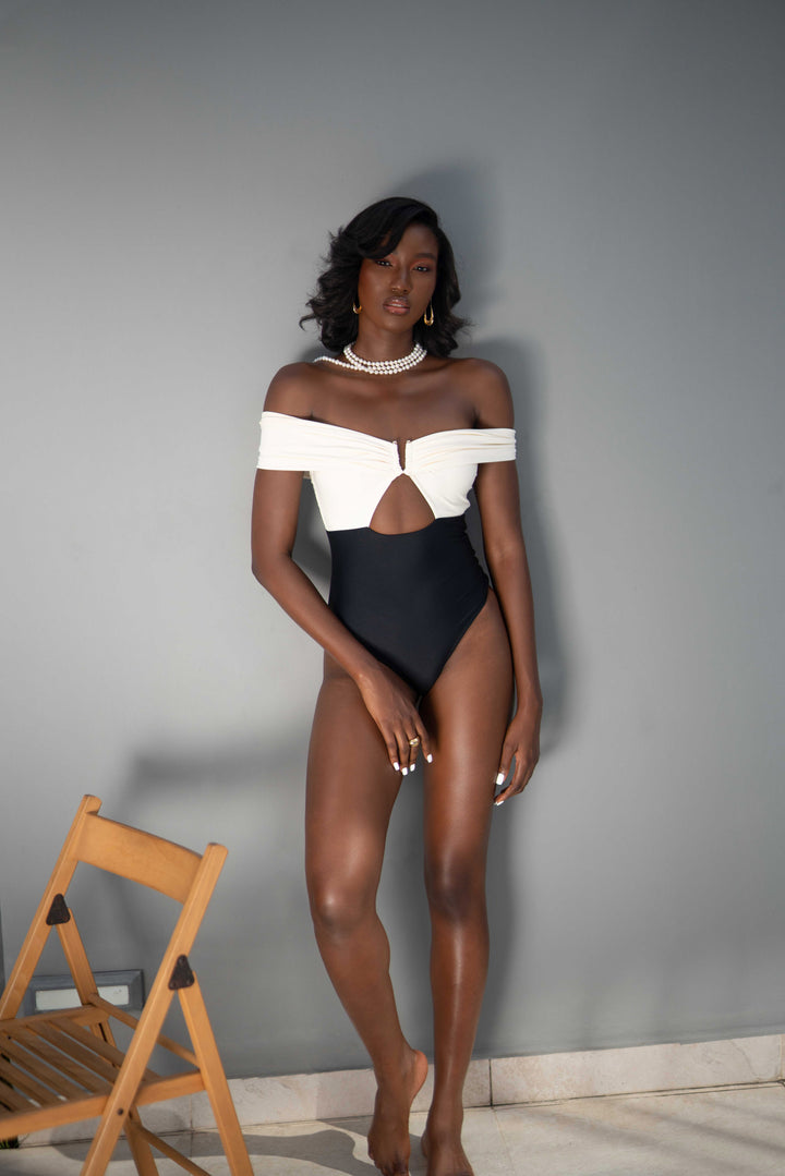 Zanzibari One Piece - Black/Gardenia